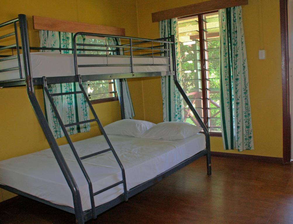 Ratu Kini Backpackers And Dive Resort Mana Island Cameră foto