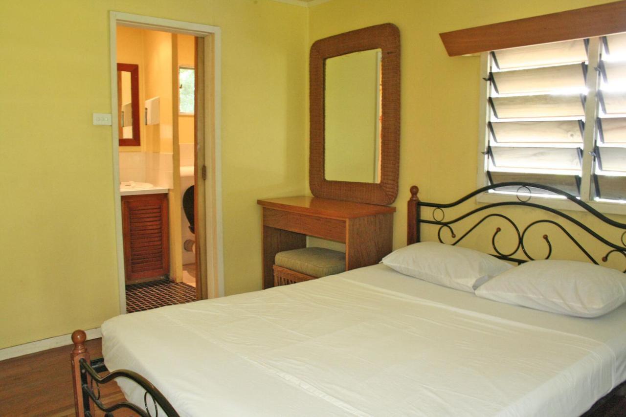 Ratu Kini Backpackers And Dive Resort Mana Island Cameră foto